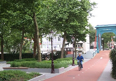 touwbaanpark te breed fietspad.jpg