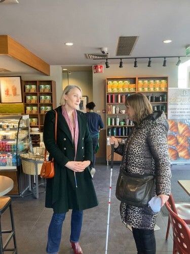 Petra Huidink in gesprek met Van Ginniken D66 maart 2022.jpg