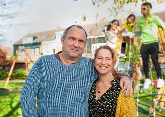 Anne Feenstra met vrouw en zoon