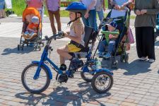 Thumbnail_jongen_met_beperking_op_tricycle_Shutterstock_1489966262_maart_2026.jpg