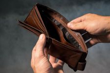 Thumbnail_Bijstandbond_lege_portemonnaie.jpg